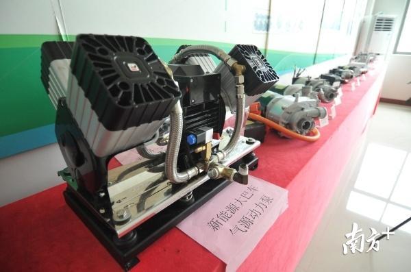 以广顺新能源为核心的多家新能源汽车核心部件企业已聚集在广东新能源汽车核心部件产业基地。/南方日报记者 戴嘉信 摄 以广顺新能源为核心的多家新能源汽车核心部件企业已聚集在广东新能源汽车核心部件产业基地。/南方日报记者 戴嘉信 摄