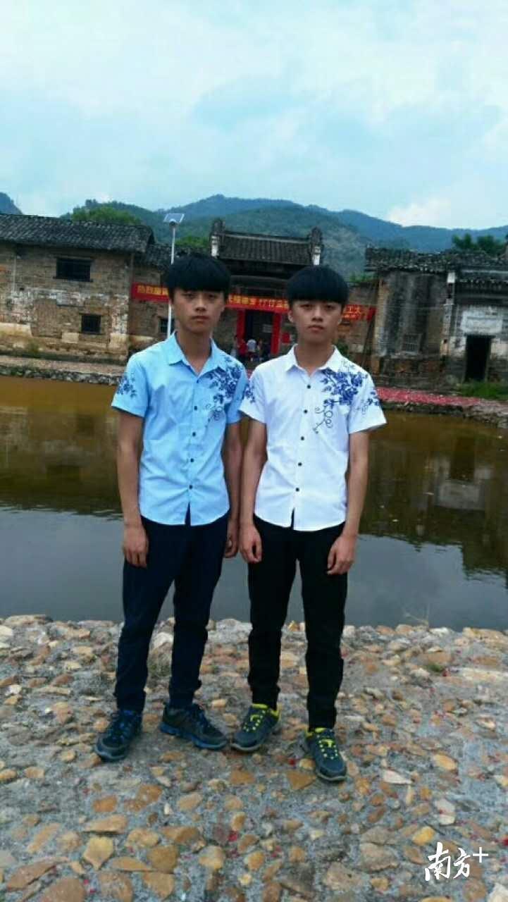 李文康与李文龙 李文康与李文龙