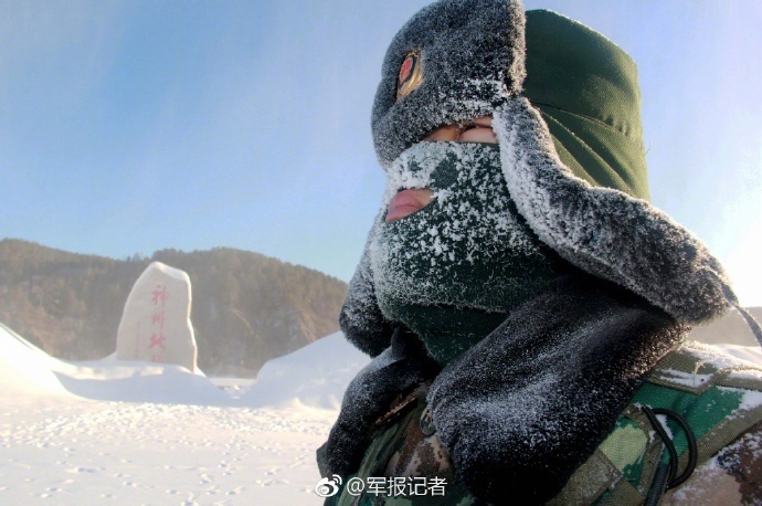 34℃坚守边境线,身蒙霜雪步履不歇