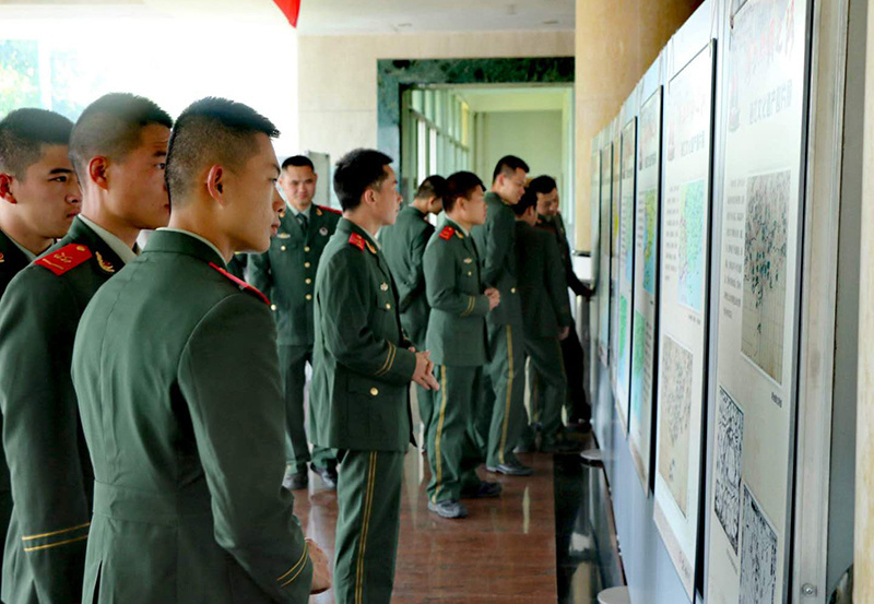 海警三支队举办"海上丝绸之路——湛江文化遗产图片展"