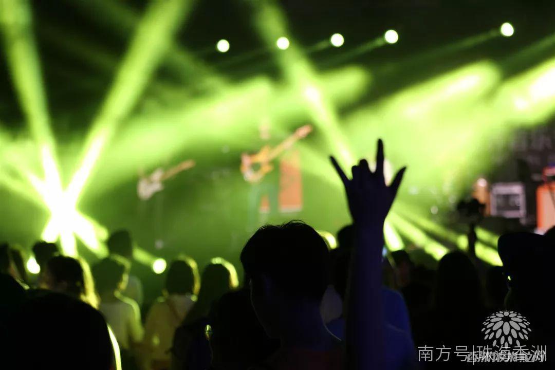 vr带你360度感受北山音乐节最"炸"的现场