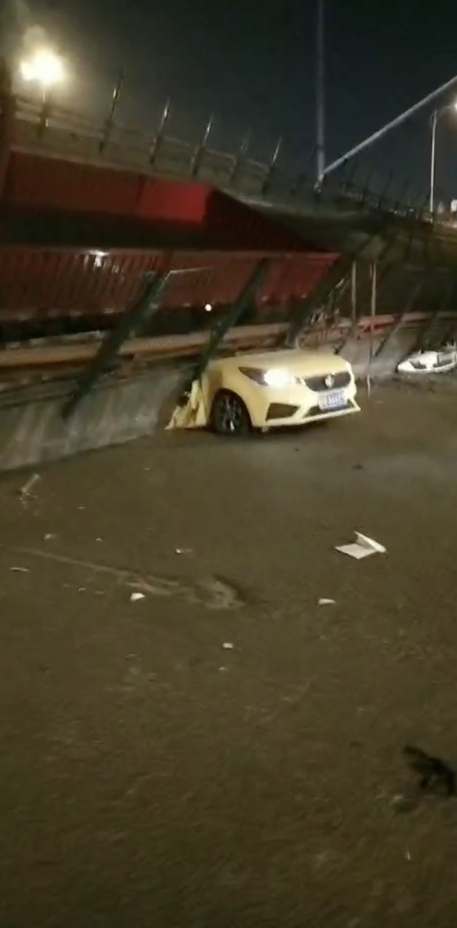 滚动|江苏无锡高架桥垮塌:事故造成3人死亡,2人受伤