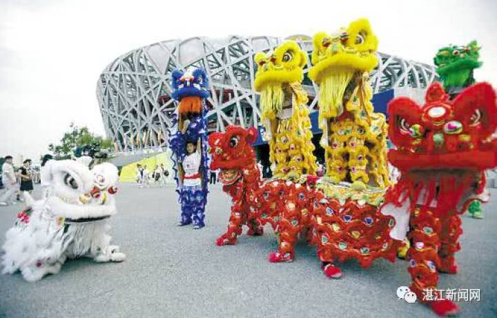 遂溪是中国醒狮之乡 民间醒狮活动 历史悠久,源远流长