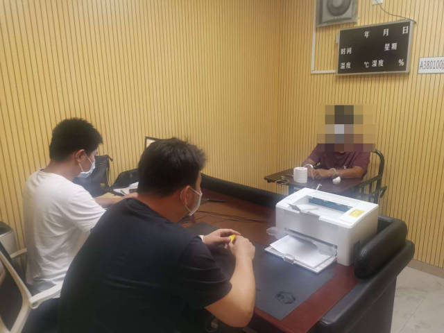 见人就叫“表叔好”,居然骗到两万块