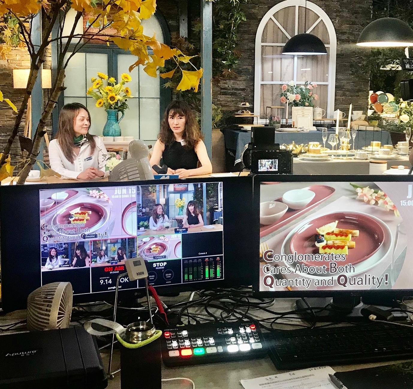 海鸿陶瓷在不同时段设置不同主题直播。