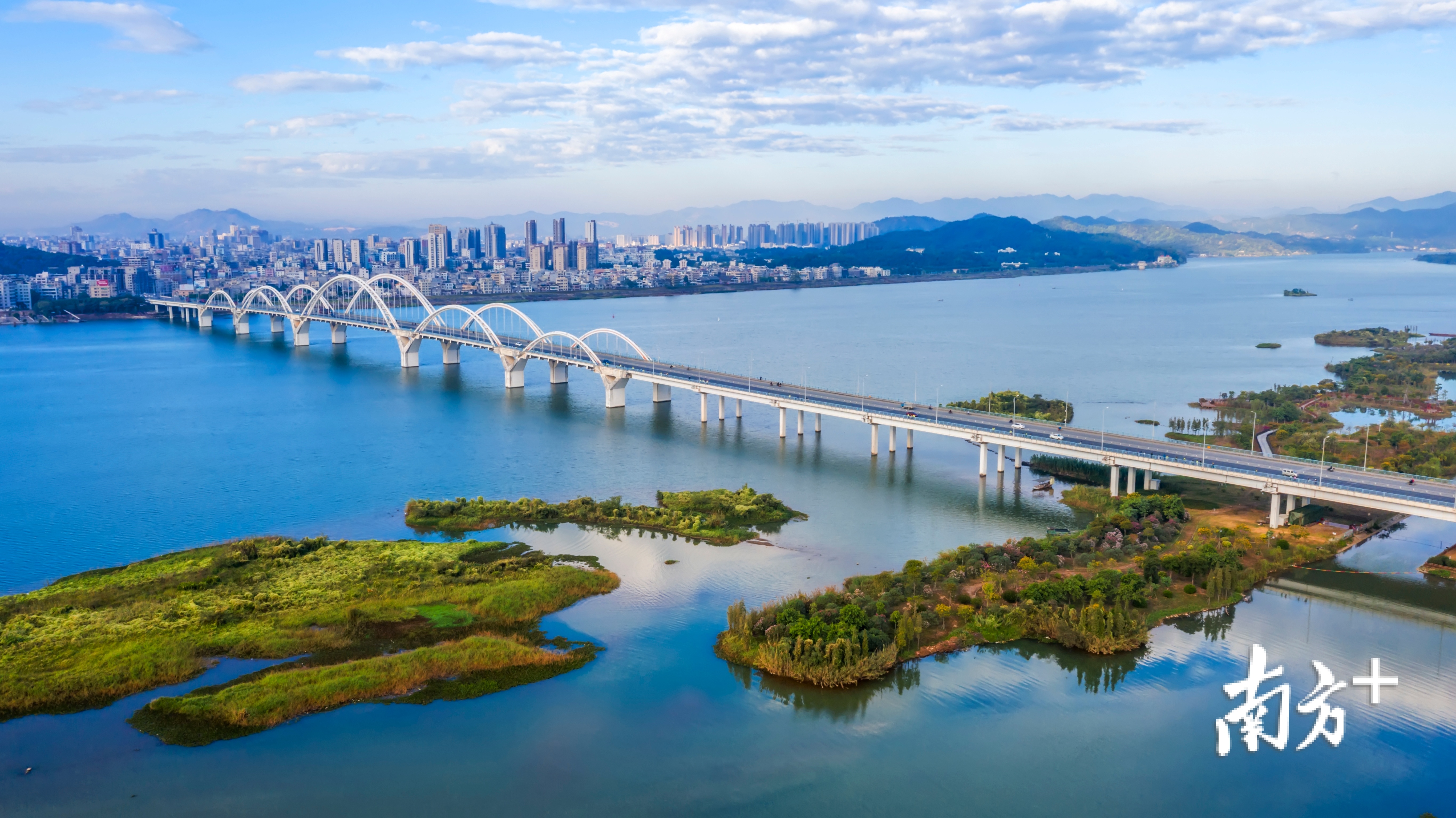 韩江湿地公园。 温亿中 摄