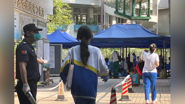 直击广州封控区域高考最后一科！考生感谢送考司机三天的陪伴