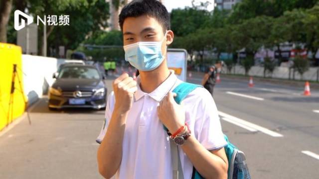 来自广州荔湾封控区高考生的考后心声：没有接考鲜花，却有无尽的感谢
