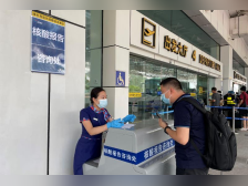 台风“查帕卡”来袭，珠海机场取消进出港航班115班