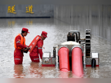 郑州京广路隧道抽排水仍需一两天！供配电照明等系统受损严重