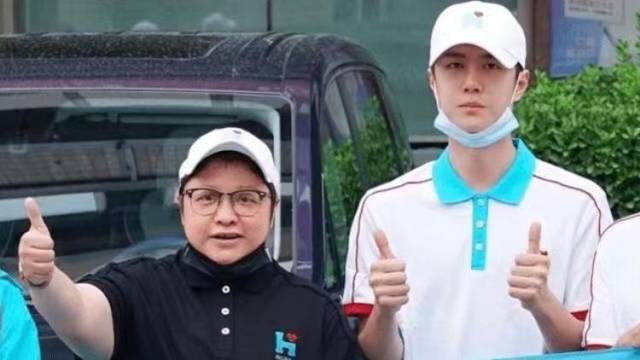 韩红基金会发布河南救灾相关声明否认作秀，称“无愧于心”