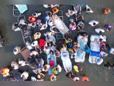 12张航拍图回顾河南暴雨救援一周，这些瞬间直击人心