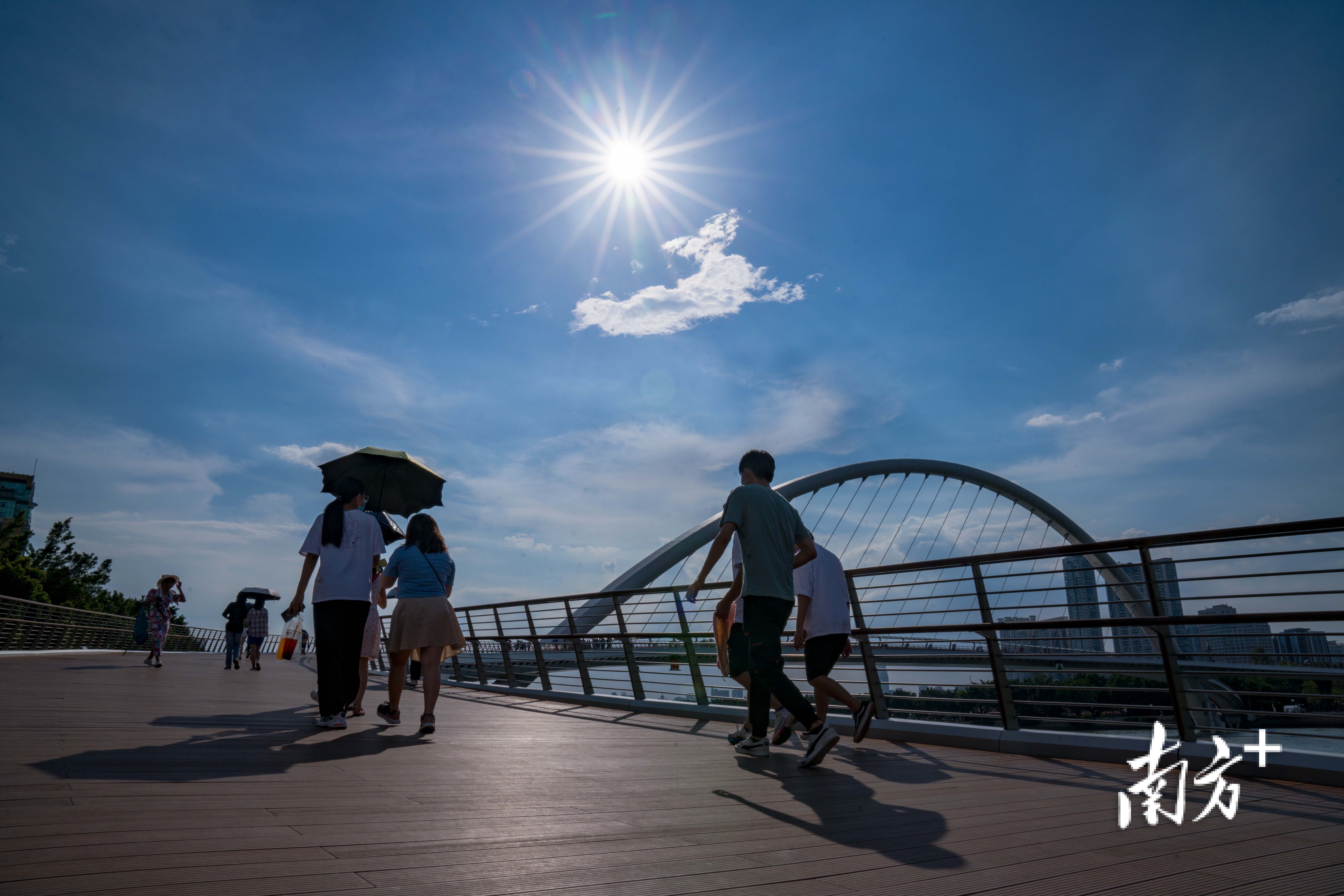 海心桥。张冠军 摄