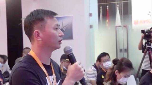 能否招之即战，战之必胜？八一飞行表演队队长答南都记者提问