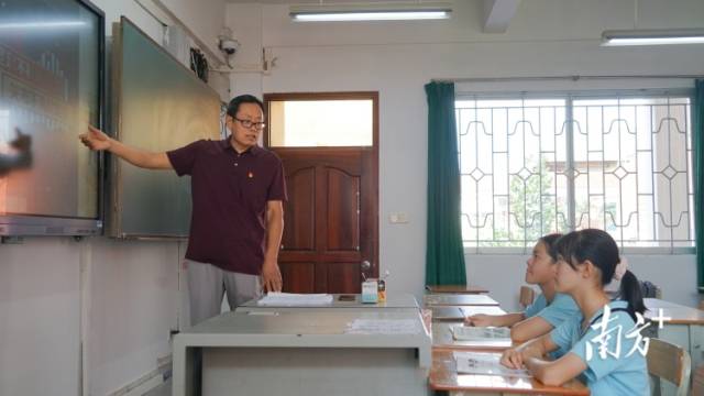 精彩思政课|全民国防，中山教师朱钊辉带你走进国防教育公园