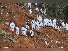 东航空难地点8公里外找到新的有关视频!周边曾号召提供线索