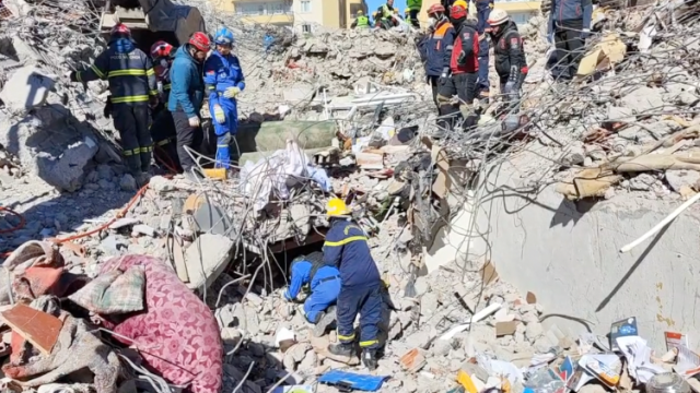 土耳其强震超3.1万人死亡，当地检察院设地震犯罪调查部门