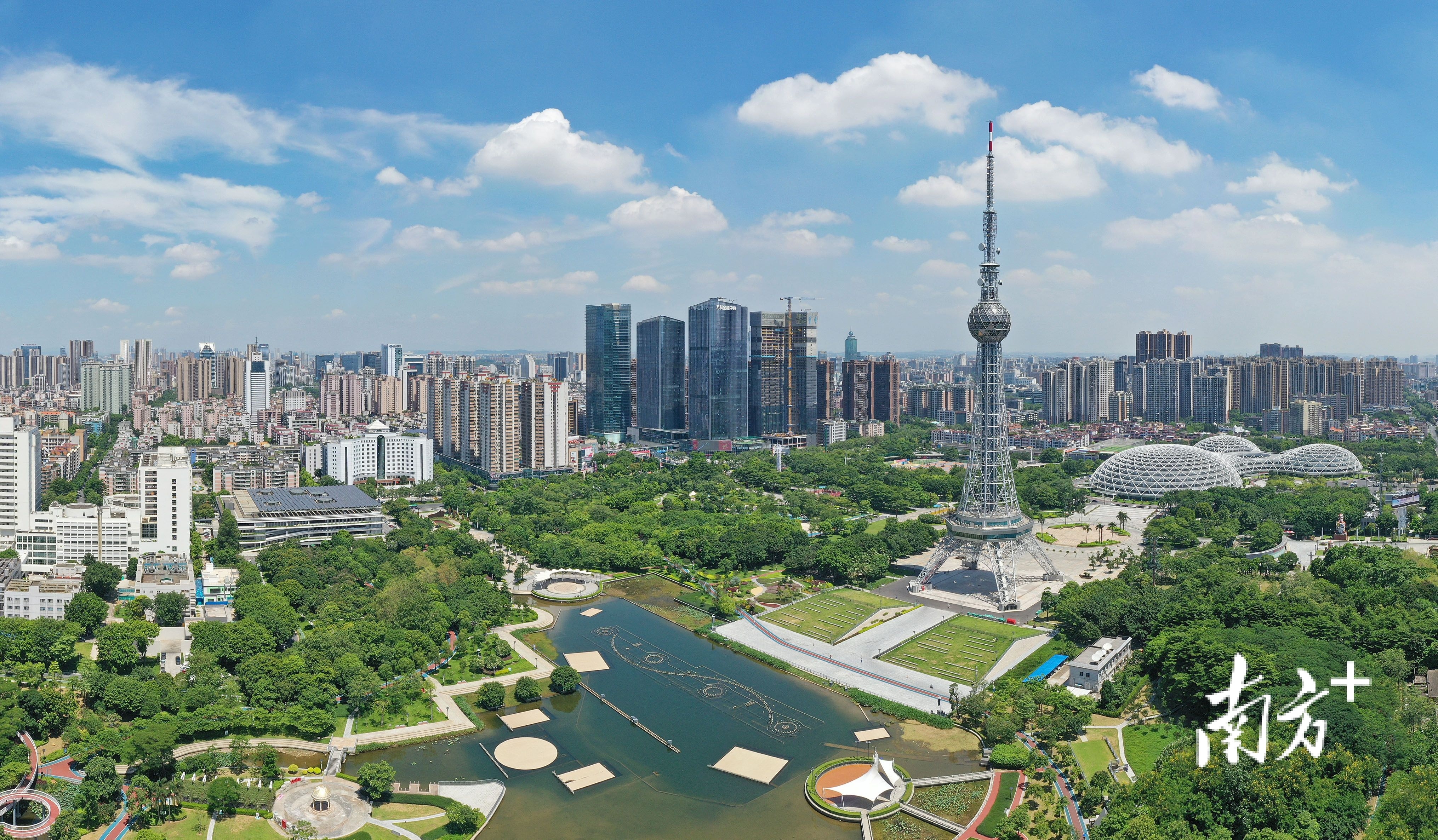 佛山是全国重要的制造业城市，规上工业增加值在全国城市中排第五。戴嘉信摄