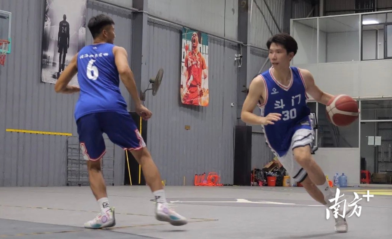 珠海白蕉队30号球员梁炜津，凭借189分斩获省级赛事唯一个人奖项，拿下赛事“得分王”称号。  