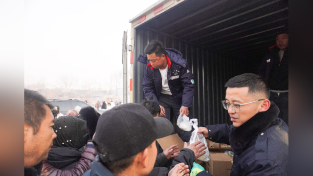 多家企业驰援甘肃灾区：滴滴组建保障车队，比亚迪字节等捐款