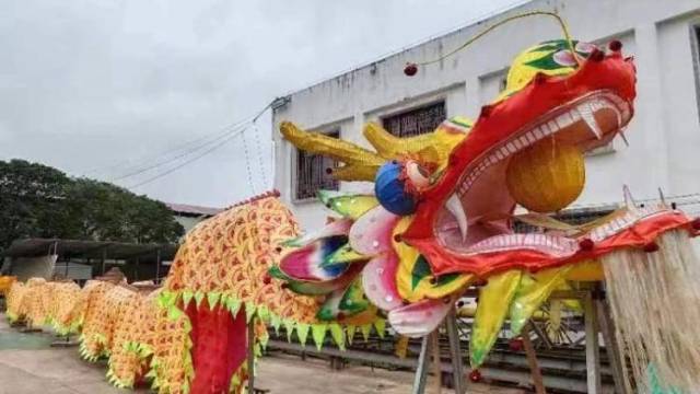 请到广东韶关过大年！年初一游古巷，99节巨龙“舞”上天！