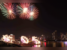 火树银花不夜天，广州春节烟花汇演时隔12年惊艳回归