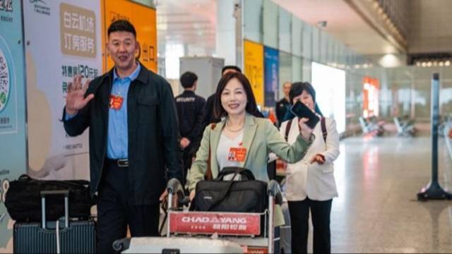 在粤全国人大代表返回广东，将把两会精神带到各行各业