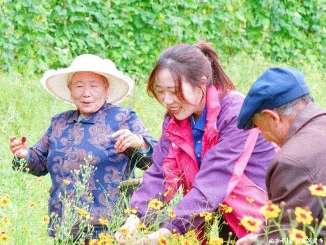 90后“花仙子”，在深山中打造了一个“花花世界”！