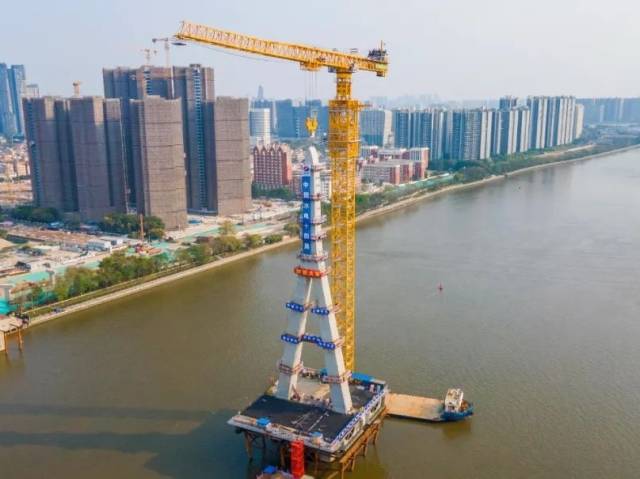 广佛大桥有新进展，鹤洞路因施工暂时封闭……最新交通消息，一键直达→