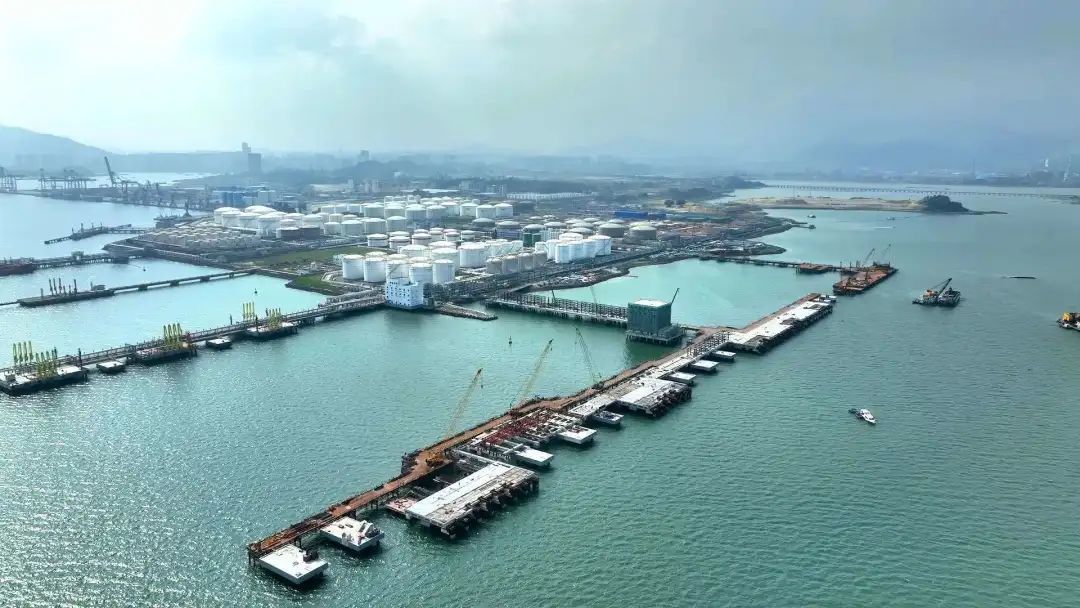 荃美石化码头项目俯瞰图。 荃美石化码头项目俯瞰图。