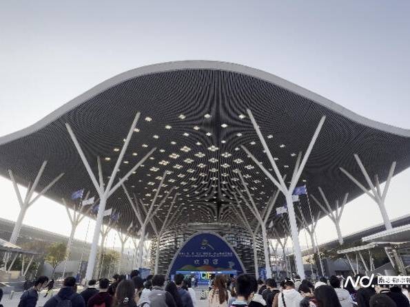 揭秘!文博会当年为啥不选在北上广,而放在深圳?