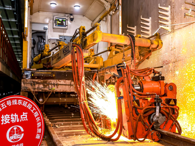 奔着问题去，向着难处攻，以调查研究推进地铁新线高质量建设开通