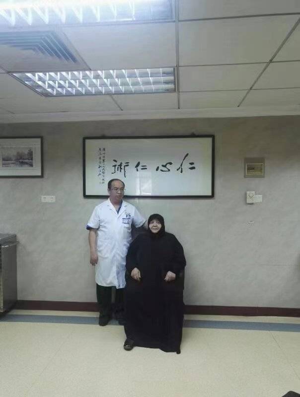 手术人工鼻是什么杨为中教授的故事：这位眼科主任，家族6位病人追随他20年_https://www.jmylbn.com_新闻资讯_第10张