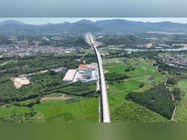 广汕高铁开通折射“粤式改革”，探路省管铁路自主投资建设运营