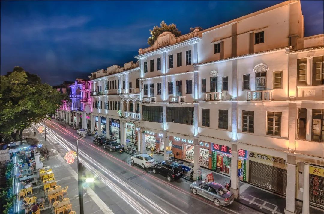 华灯初上长堤风貌街 李振江 摄 华灯初上长堤风貌街 李振江 摄