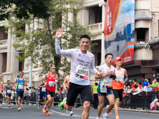 这一公里,荔湾“撑”你!