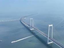 广东省交通集团：今年建成深中通道等8个项目