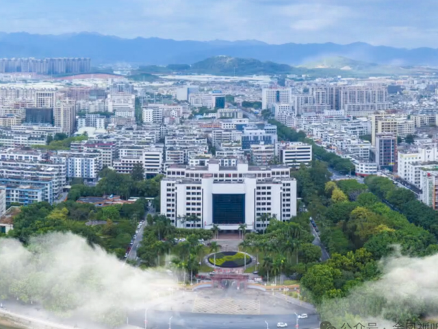 在揭东，一不小心拍到了“语文课本封面”！适配度拉满！