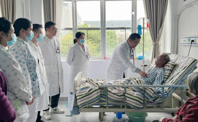 心电图机怎么设置打印病房里的“跑步机”和“体重秤”成了健康顾问？为你揭秘东城医院两大“心”技术！_https://www.jmylbn.com_新闻资讯_第12张