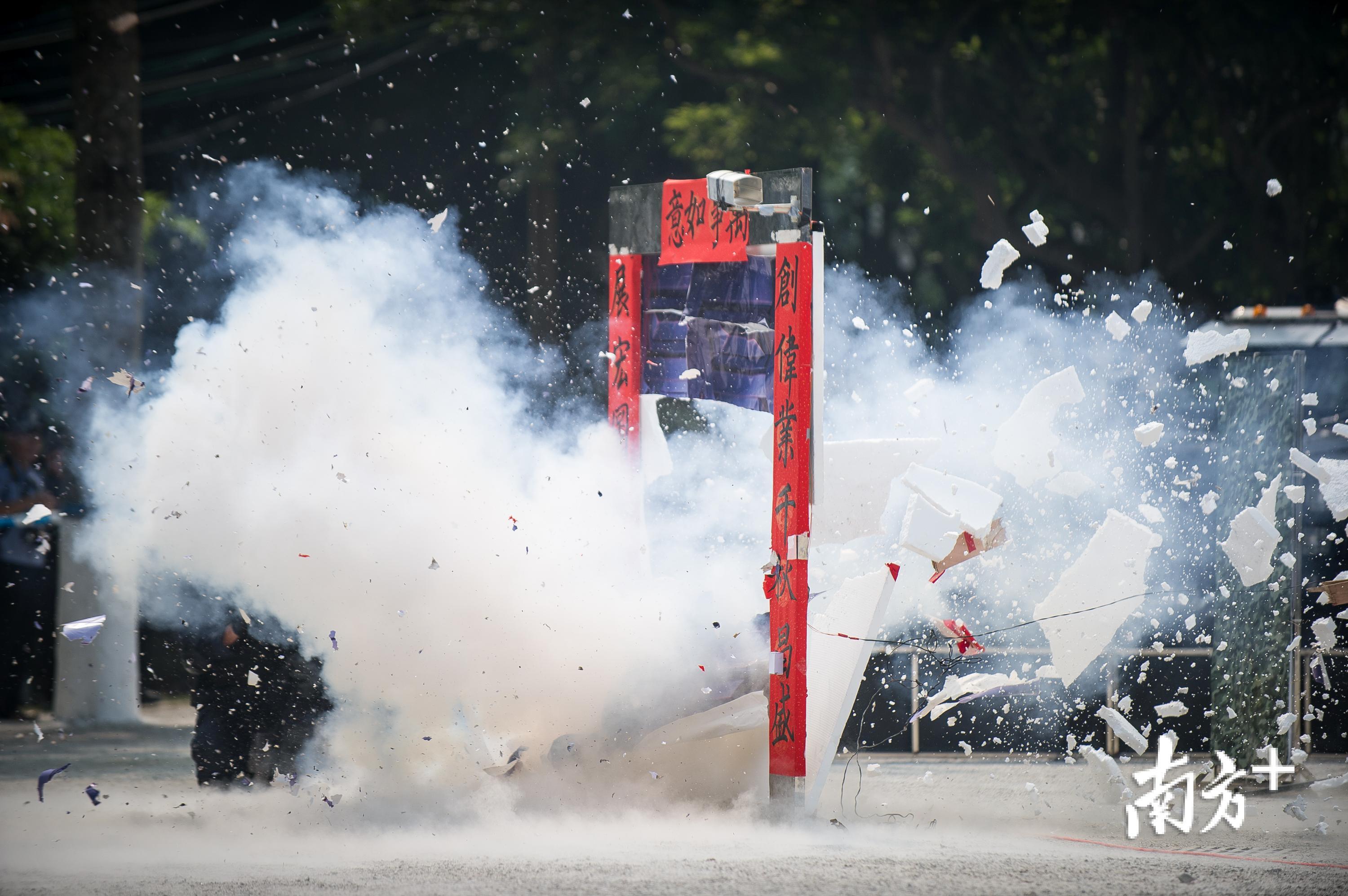 反恐处突战术。 张梓望 摄