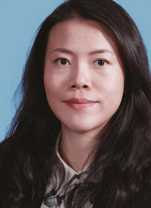 中国女首富杨惠妍近照 中国女首富杨惠妍近照