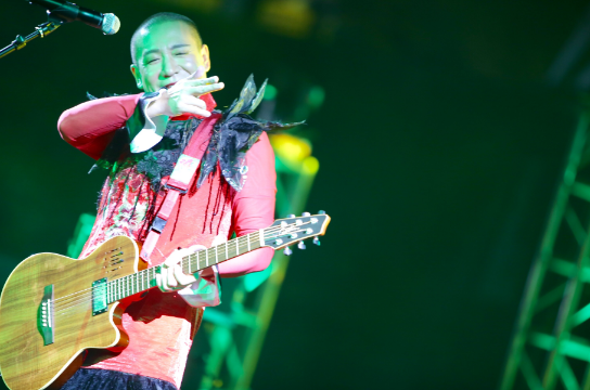 2017佛山千灯湖音乐节年度音乐盛典现场。桂城街道办事处供图。 2017佛山千灯湖音乐节年度音乐盛典现场。桂城街道办事处供图。