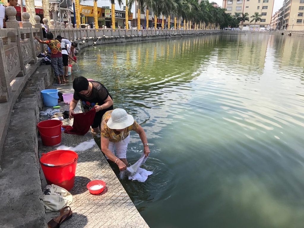 沟湖社区寨前池.