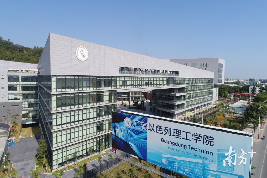 广以校园。柯良斌 摄