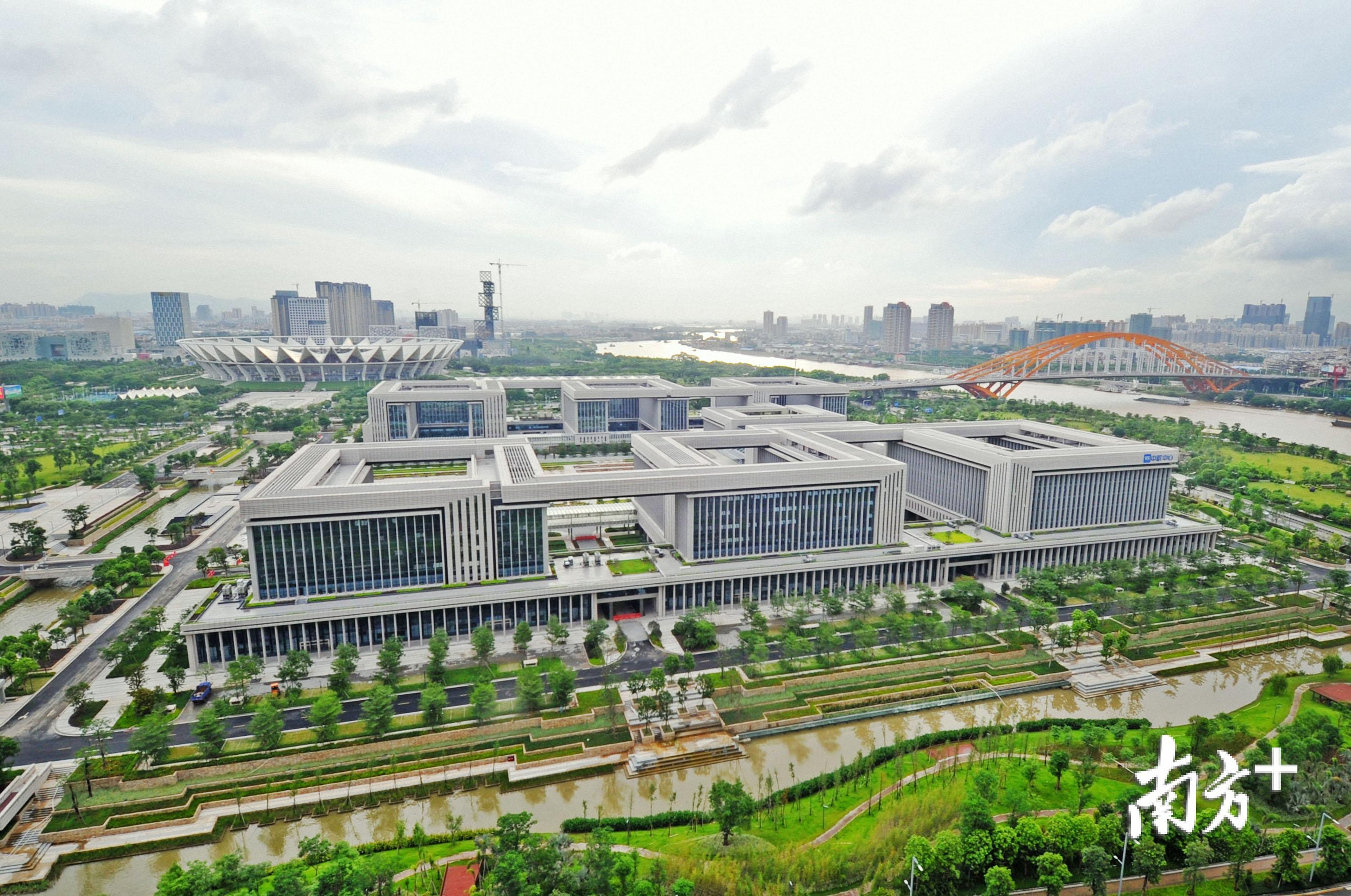 顺德依托中德工业服务区统筹规划,打造集研发、生产、展示和服务于一体的智能科技产业高地。南方日报记者 戴嘉信 摄 顺德依托中德工业服务区统筹规划,打造集研发、生产、展示和服务于一体的智能科技产业高地。南方日报记者 戴嘉信 摄