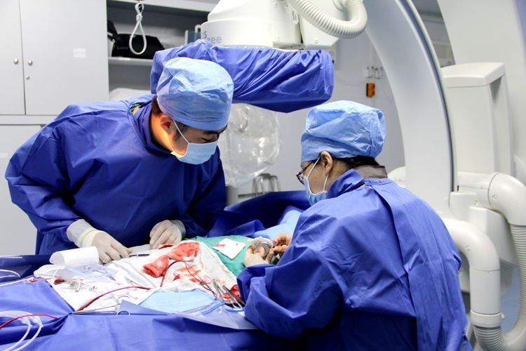2017年1月,信宜市人民医院心血管内科成功完成首例心脏起搏器手术