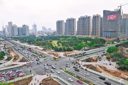 羊城晚报记者 宋金峪 摄于佛山季华路 羊城晚报记者 宋金峪 摄于佛山季华路