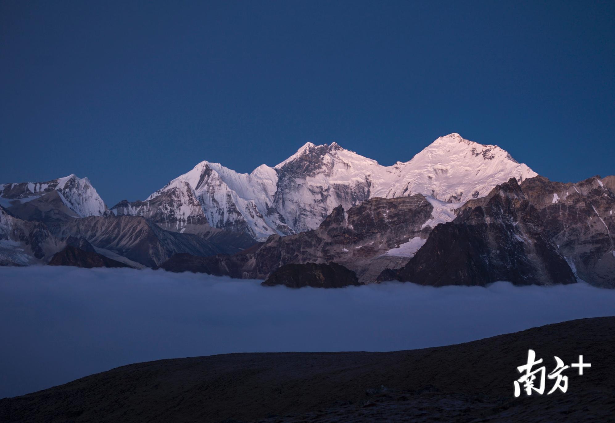 珠穆拉玛峰 孙成毅 摄 珠穆拉玛峰 孙成毅 摄