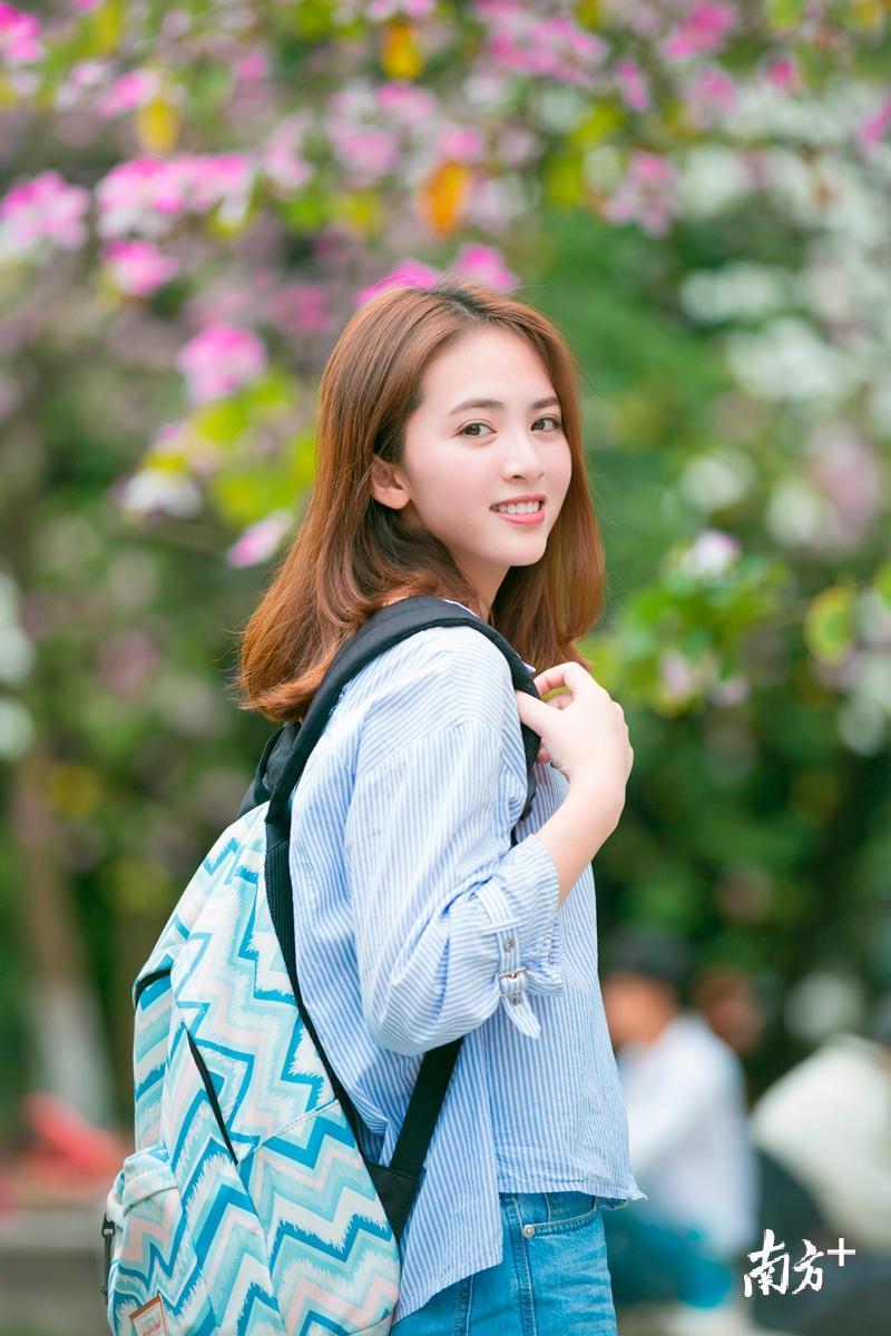 快来!华农师妹带你看"校花"