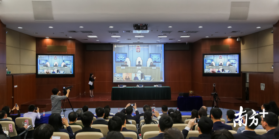 利用巨鲸智平台进行远程庭审